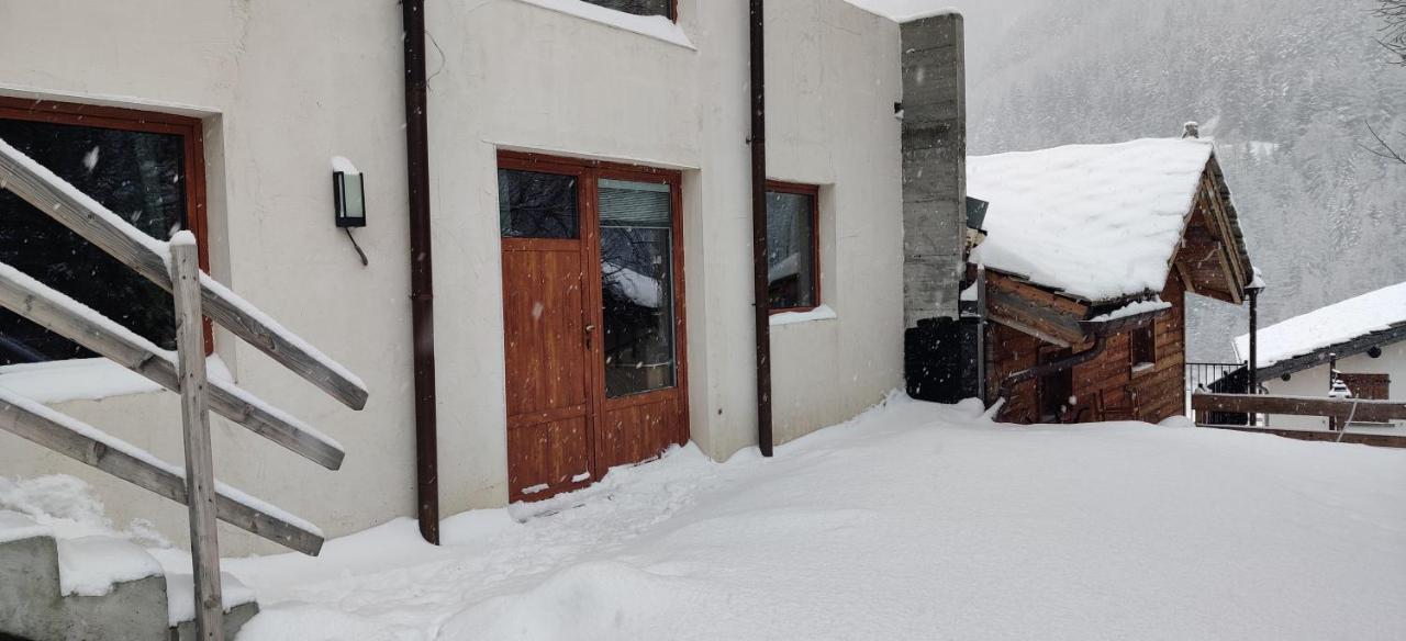 L'Appartement Montagnard D'Estelle 4-6 Personnes Lanslebourg-Mont-Cenis Exterior photo
